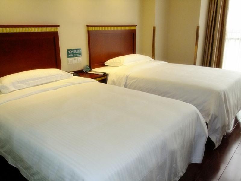 Greentree Inn Anhui Huaibei Renmin Road Business Hotel מראה חיצוני תמונה