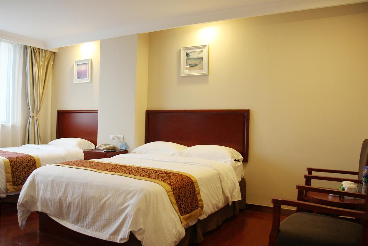 Greentree Inn Anhui Huaibei Renmin Road Business Hotel מראה חיצוני תמונה