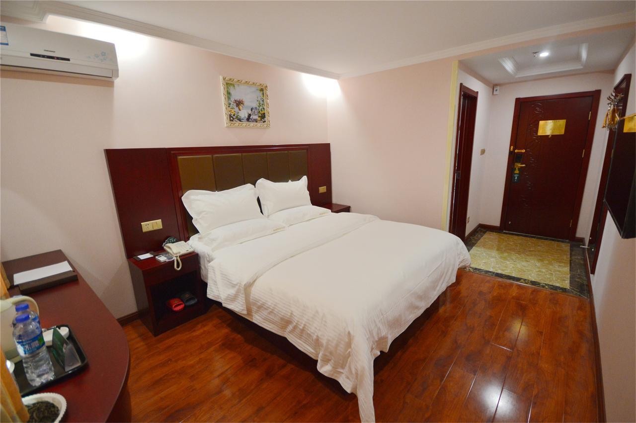 Greentree Inn Anhui Huaibei Renmin Road Business Hotel מראה חיצוני תמונה