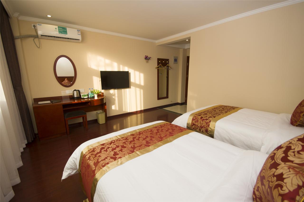 Greentree Inn Anhui Huaibei Renmin Road Business Hotel מראה חיצוני תמונה